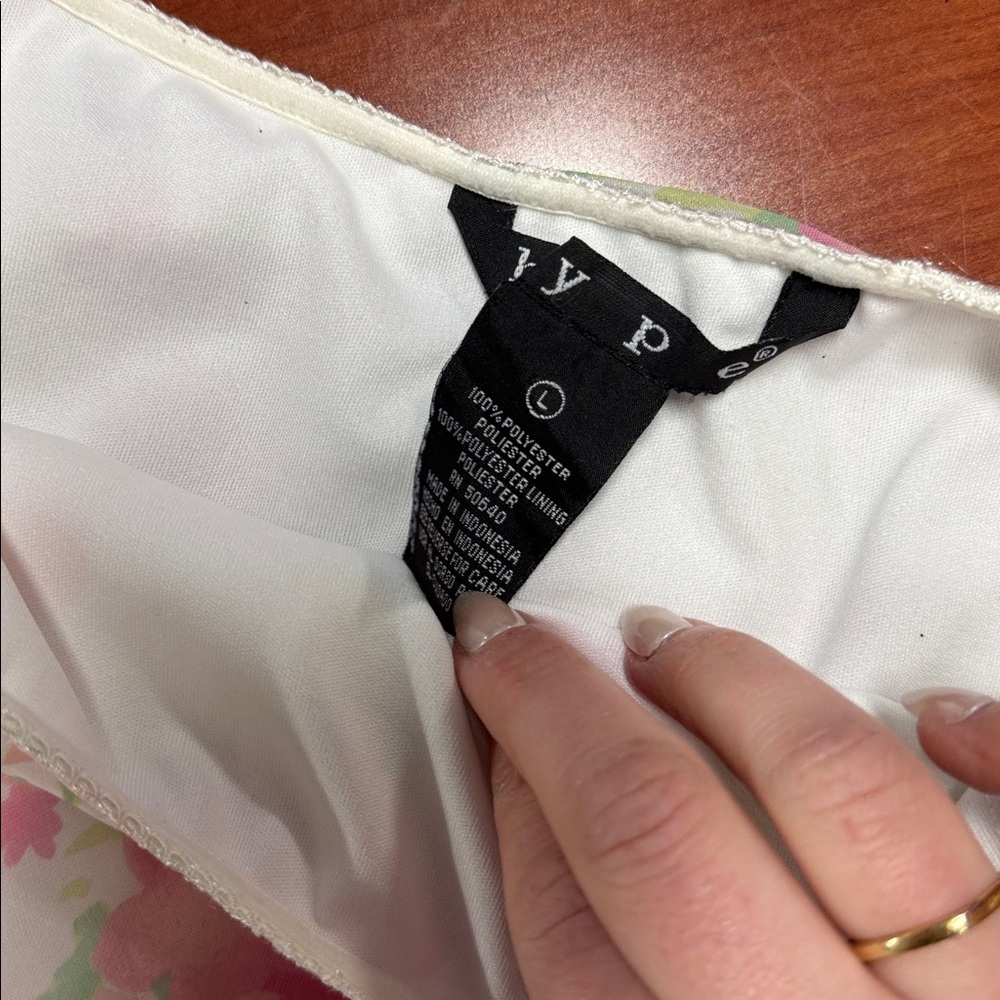 Hype floral skirt L // 011721 - Picture 2 of 2